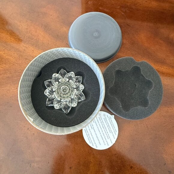 Swarovski Crystal Water Lily Figurine Tea Light Holder MIB & COA - Picture 15 of 16